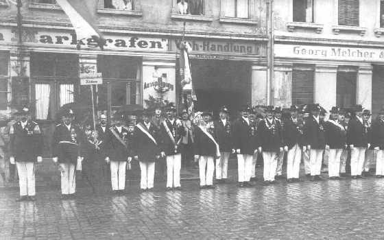 Aufstellung zum Schützenfest 1930